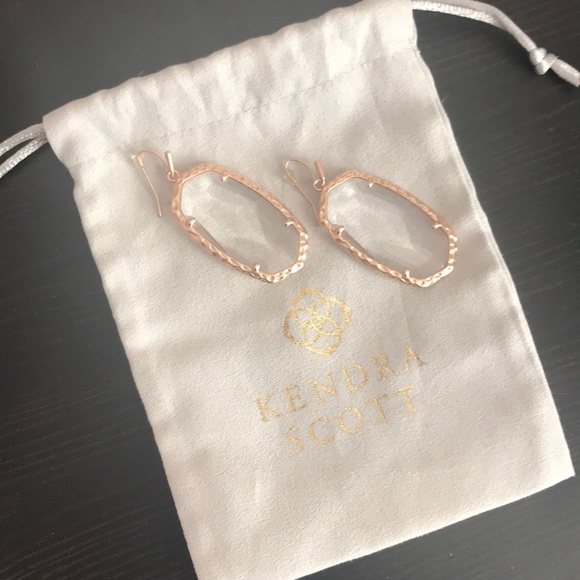 Kendra Scott “hammered” Danielle earrings - Picture 1 of 3